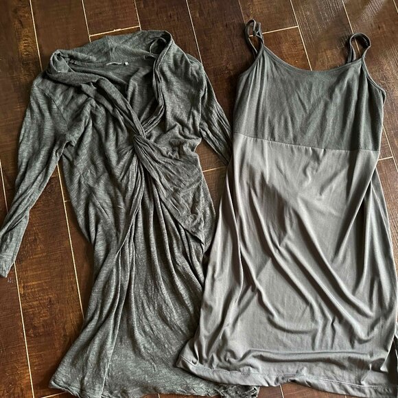 Green Dresse brand Sandwich Size Medium - Picture 1 of 2